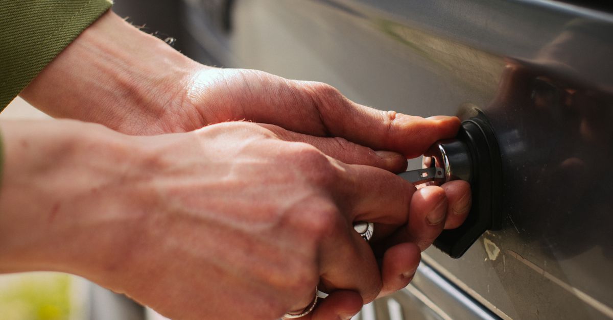 locksmith service technician — Whitestone Locksmith Queens
